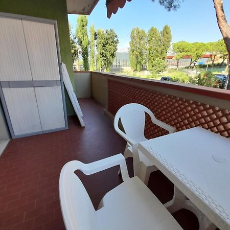 Appartamento Casa Irene Luni Esterno foto